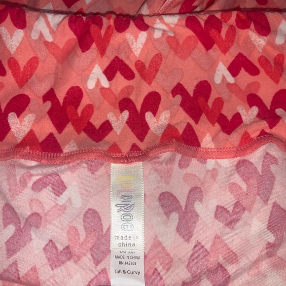 Lularoe Tall and Curvy Valentines special edition - Picture 2 of 3